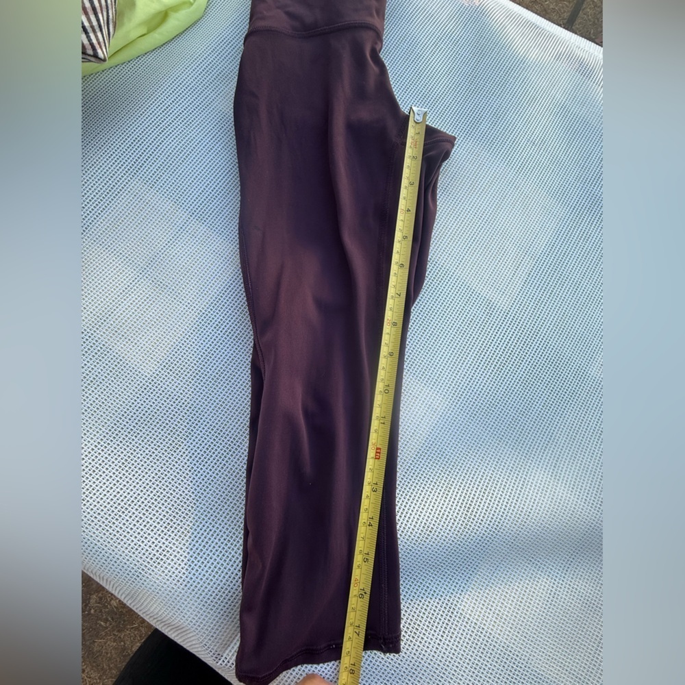 Lululemon Athletica Women’s size 2 Purple High-Waisted Leggings - Picture 9 of 9
